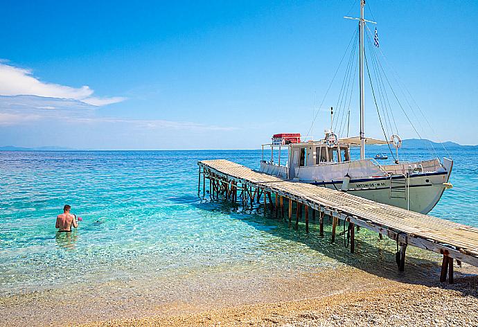 Krouzeri Beach . - Villa Kerkyroula . (Photo Gallery) }}