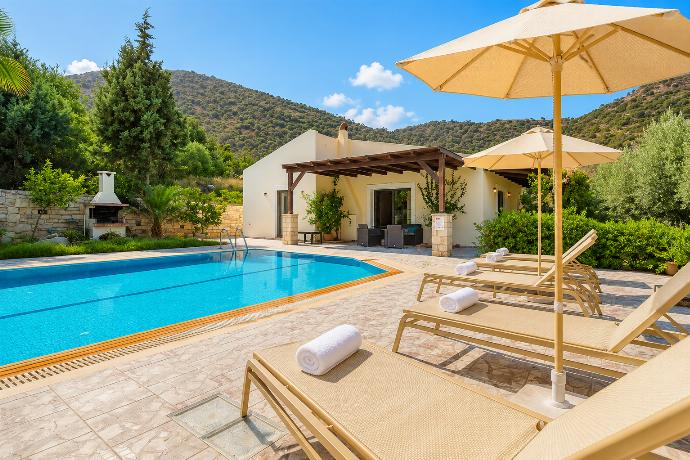 Villa Dimitrios