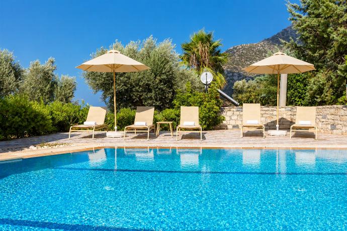Villa Dimitrios