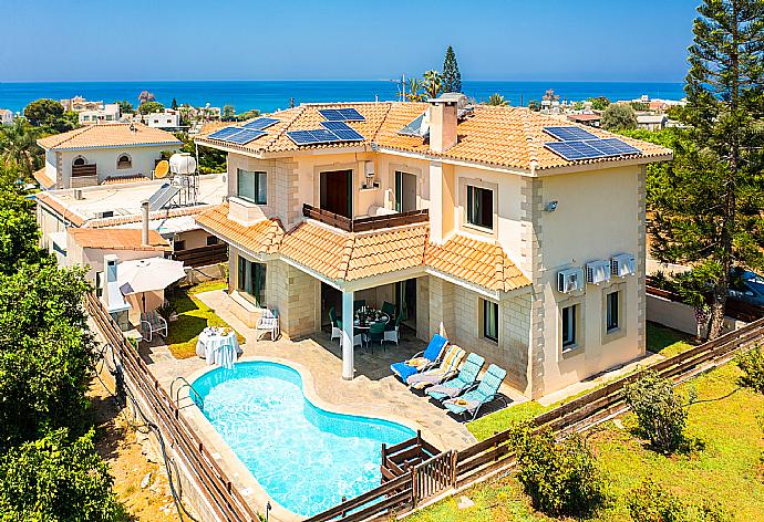 Beautiful villa with private pool, terrace, and large garden . - Villa Olivetta . (Photo Gallery) }}