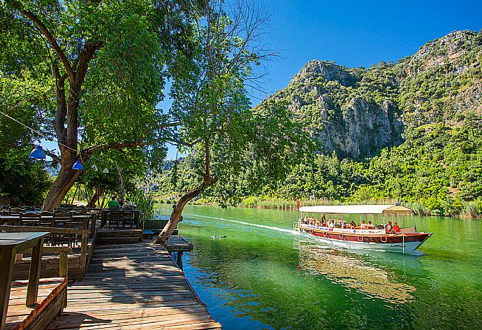 Dalyan river . - Villa Canberk . (Fotogalerie) }}