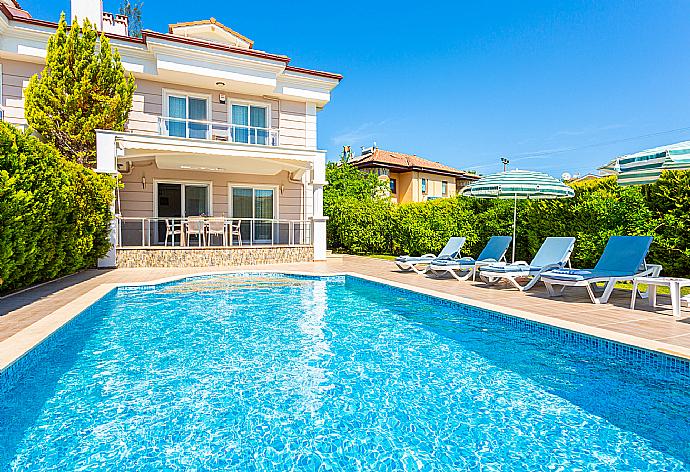 ,Beautiful villa with private pool and terrace . - Villa Gunsu . (Fotogalerie) }}