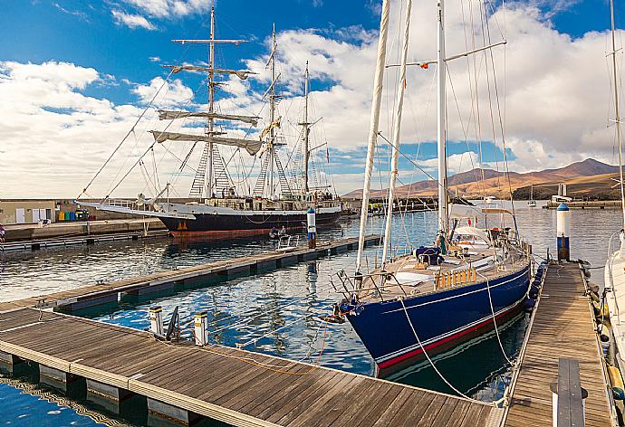 Puerto Calero . - Villa Ramos Dos . (Галерея фотографий) }}