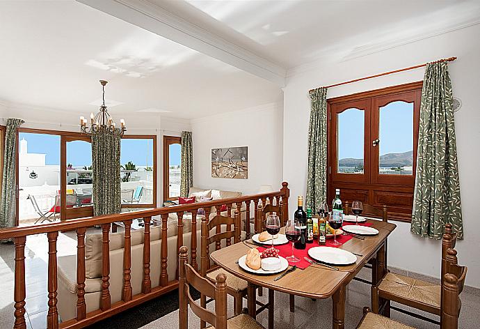 Dining area . - Villa Ramos Dos . (Photo Gallery) }}