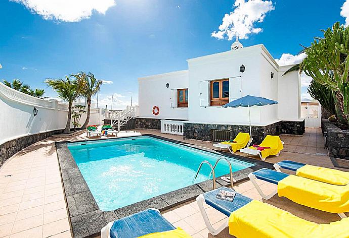 ,Beautiful villa with private pool and terrace . - Villa Ramos Dos . (Galería de imágenes) }}