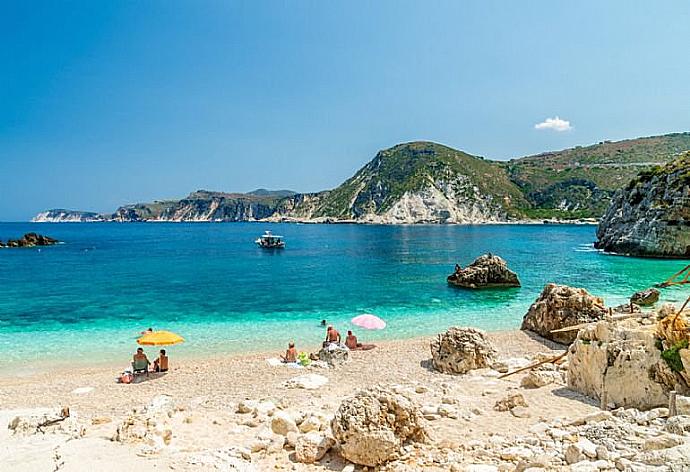 Local beach . - Villa Russa Dionisis . (Fotogalerie) }}