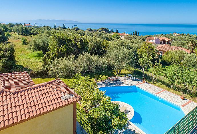 Aerial view of Villa Russa Dionisis . - Villa Russa Dionisis . (Галерея фотографий) }}