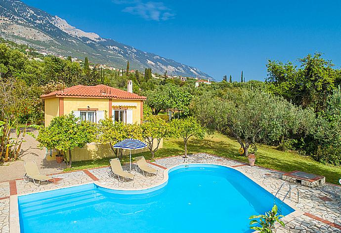 ,Beautiful villa with private pool and terrace . - Villa Russa Dionisis . (Galería de imágenes) }}