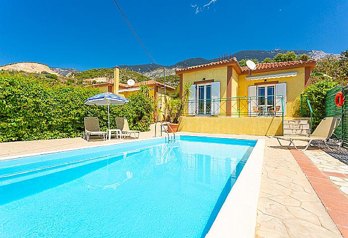 Beautiful villa with private pool and terrace . - Villa Russa Alexandros . (Photo Gallery) }}