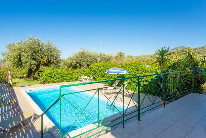  . - Villa Russa Alexandros . (Photo Gallery) }}