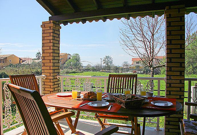 Terrace . - Villa Marietta . (Galería de imágenes) }}