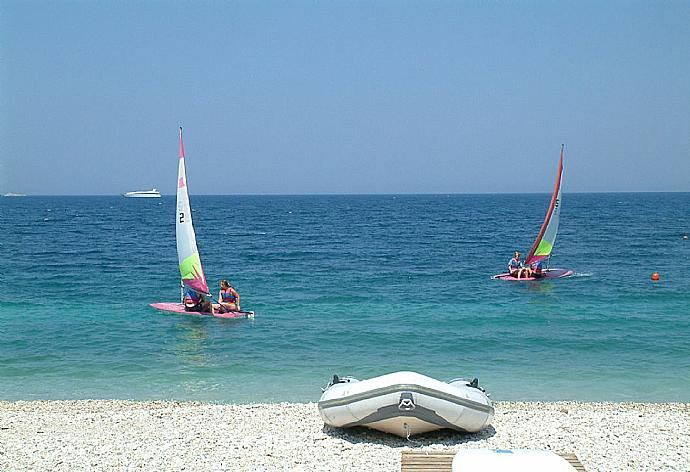 Local beach . - Cochelli Villa Upper . (Fotogalerie) }}