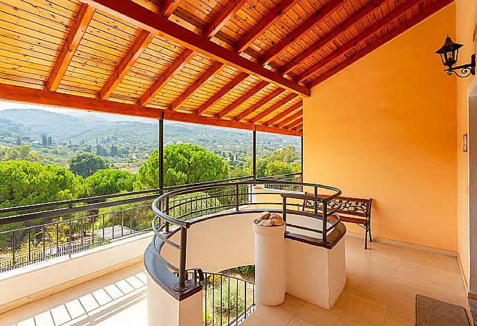 Shared upper terrace area with countryside views . - Cochelli Villa Upper . (Photo Gallery) }}