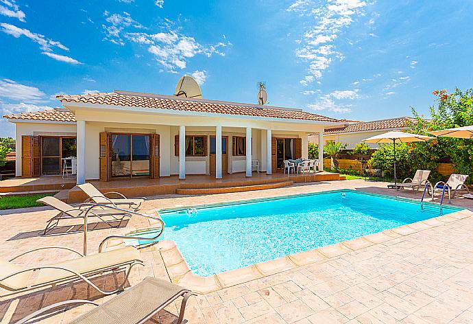 ,Beautiful villa with private pool and terrace with sea views . - Achilles Beach Villa . (Photo Gallery) }}