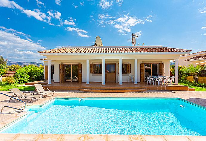 Beautiful villa with private pool and terrace with sea views . - Achilles Beach Villa . (Galleria fotografica) }}