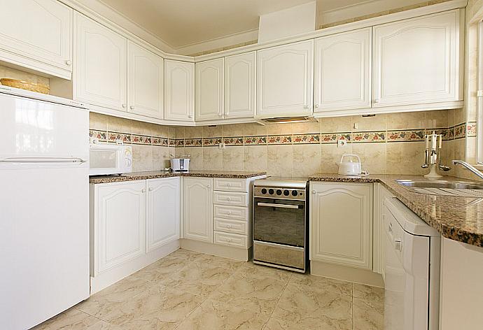 Fully equipped kitchen . - Villa Vista Mar . (Photo Gallery) }}