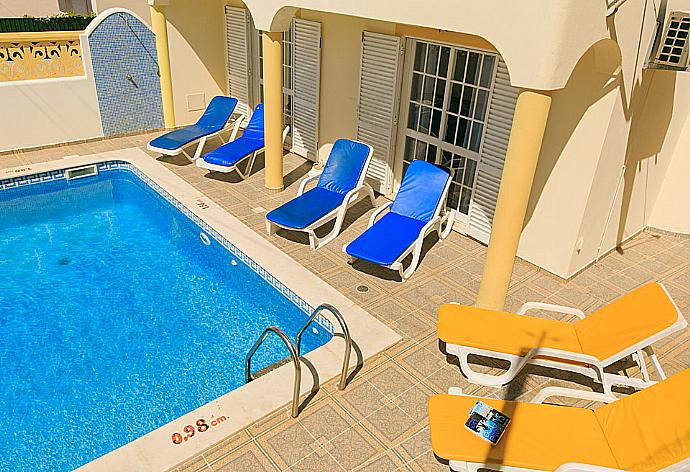 Relaxing sun loungers . - Villa Vista Mar . (Photo Gallery) }}