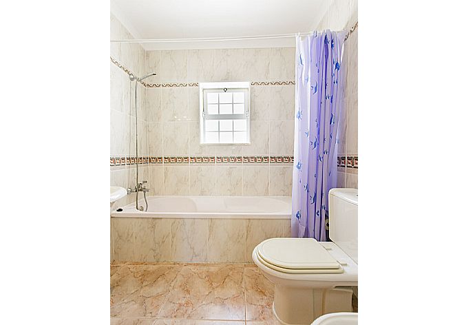 Bathroom with bath . - Villa Vista Mar . (Photo Gallery) }}