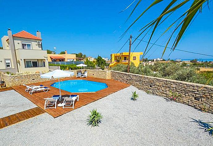 Beautiful villa with private pool and terrace . - Villa Lilium . (Galería de imágenes) }}