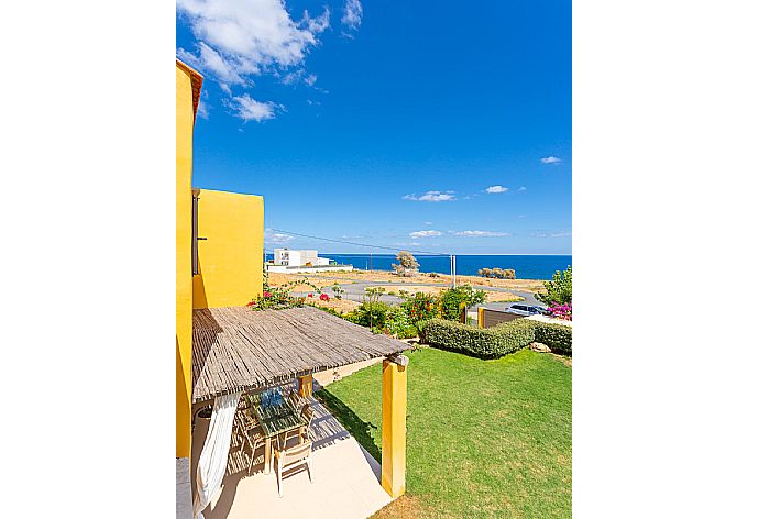 Sea views from balcony . - Villa Liakada . (Fotogalerie) }}