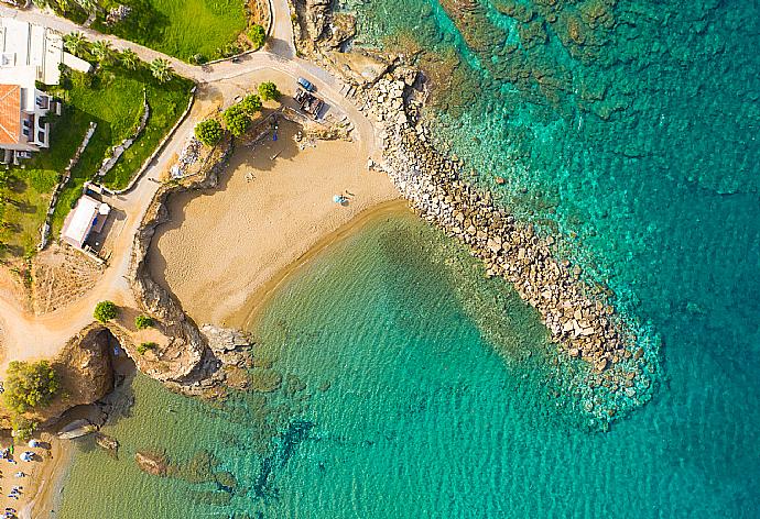 Panormos . - Villa Liakada . (Fotogalerie) }}