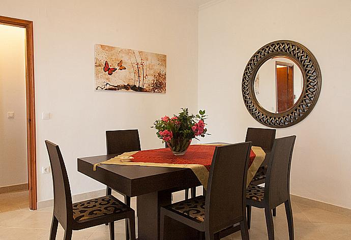 Dining area . - Villa Christina . (Photo Gallery) }}