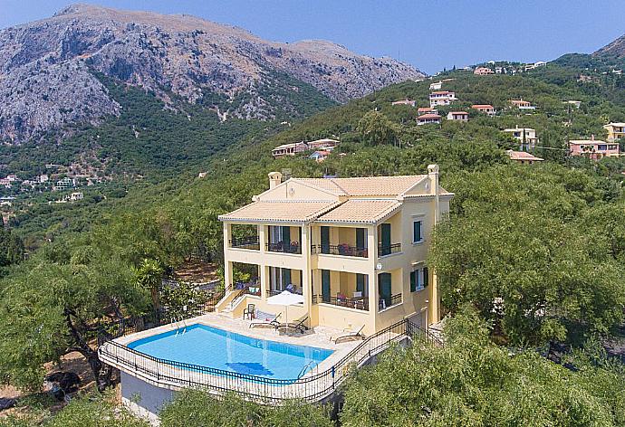 Aerial view . - Villa Spyros . (Photo Gallery) }}