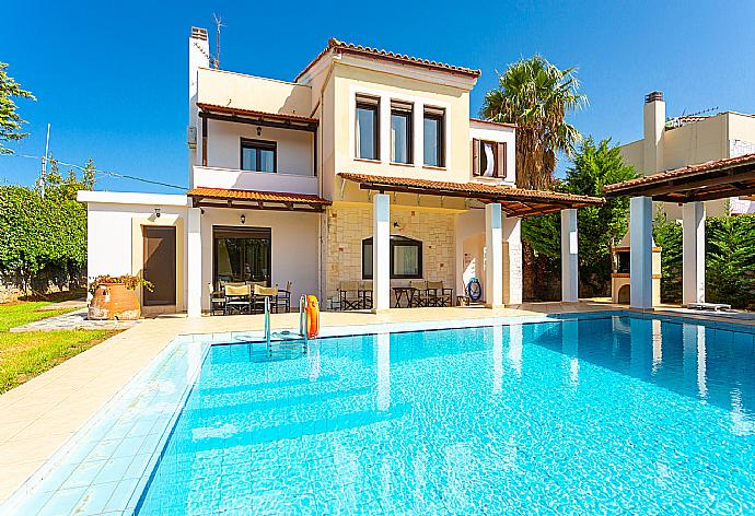 Beautiful villa with private pool and terrace . - Ekklisies Dio . (Galleria fotografica) }}