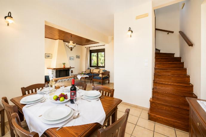 Dining area . - Ekklisies Tria . (Photo Gallery) }}