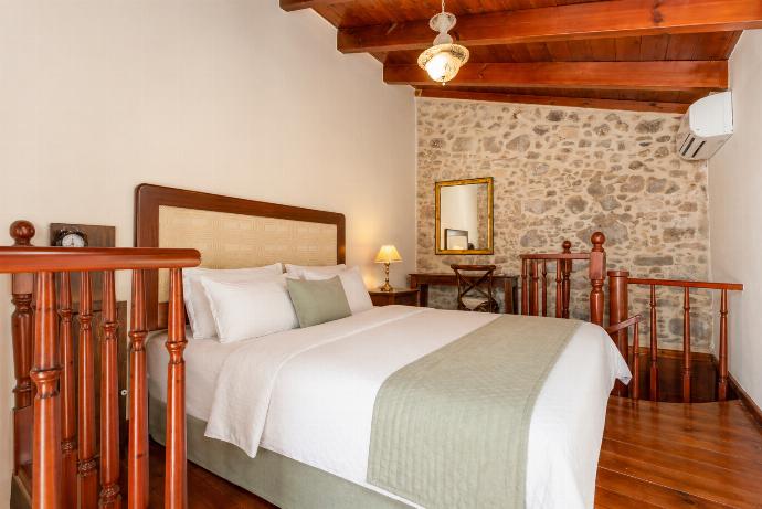  . - Archontiko Galliaki . (Fotogalerie) }}