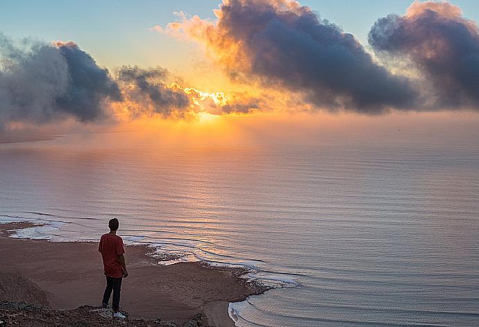 Sunset at Mirador del Rio . - Villa Mar . (Fotogalerie) }}