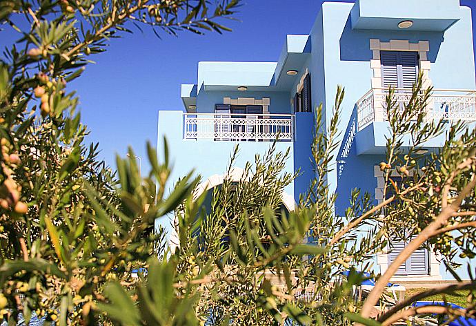 ,Overview . - Villa Karpathos . (Photo Gallery) }}