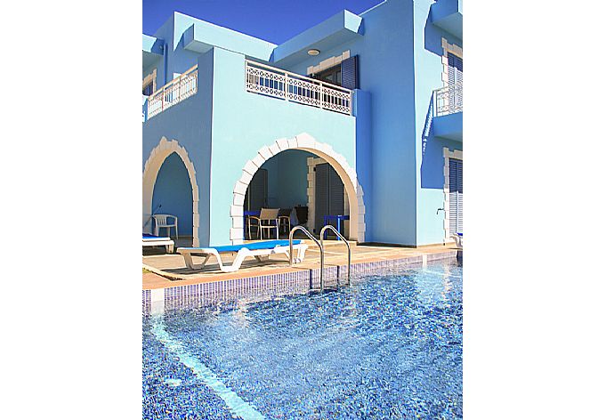 Swimming Pool . - Villa Karpathos . (Photo Gallery) }}