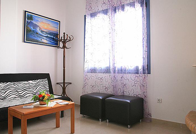Living Room . - Villa Karpathos . (Photo Gallery) }}