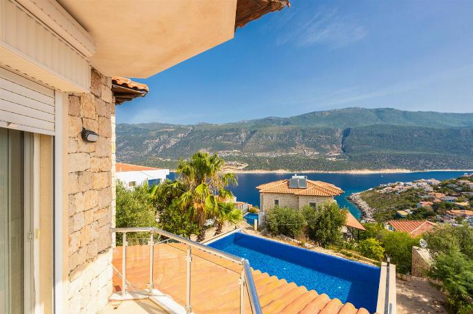 Balcony . - Villa Erdem . (Photo Gallery) }}