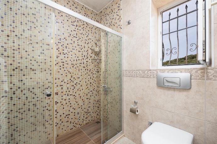 Family bathroom with shower . - Villa Erdem . (Photo Gallery) }}