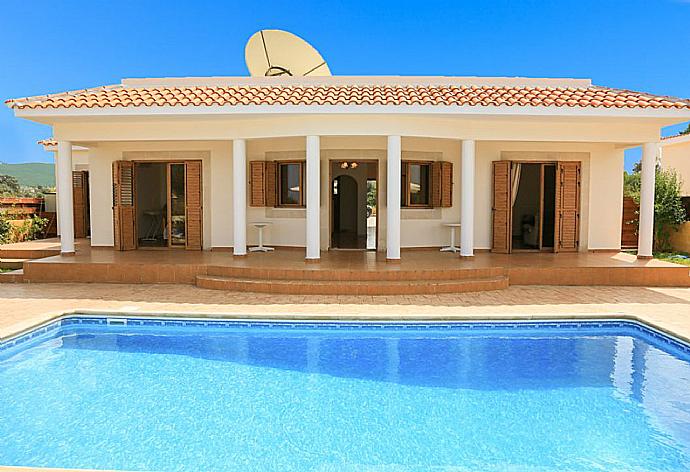 ,Beautiful villa with private pool and terrace with sea views . - Achilles Beach Villa Thio . (Galleria fotografica) }}