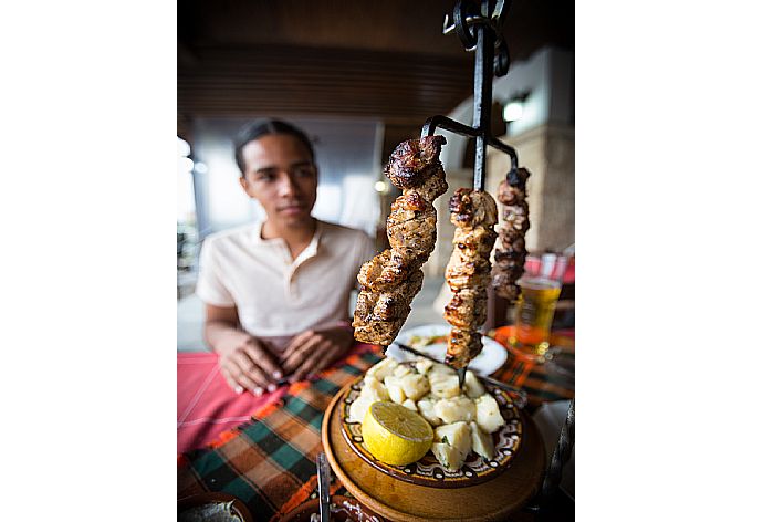 Local cuisine . - Achilles Beach Villa Thio . (Galería de imágenes) }}