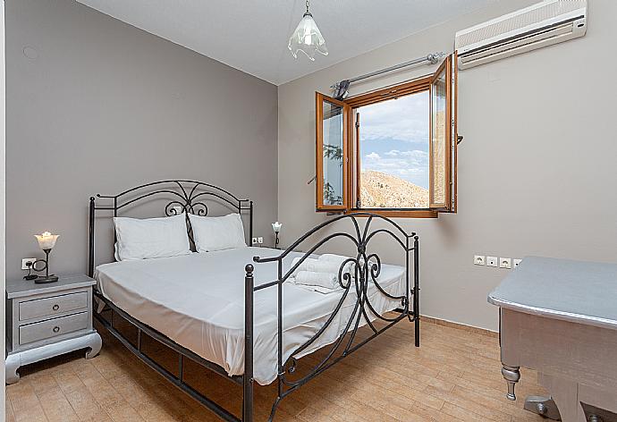 Double bedroom with A/C . - Villa Neria . (Галерея фотографий) }}