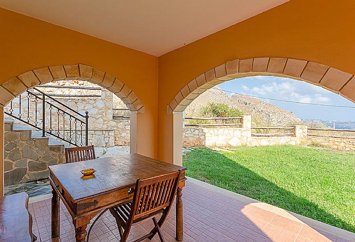 Sheltered terrace area . - Villa Stratos . (Photo Gallery) }}