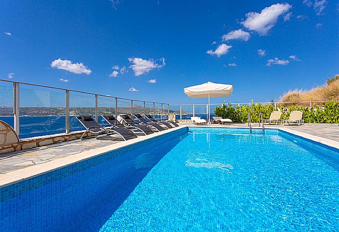 Private pool and terrace with panoramic sea views . - Souda Bay View . (Photo Gallery) }}