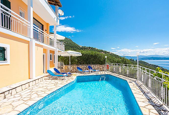 Beautiful villa with private pool and terrace with panoramic sea views . - Villa Amalia . (Photo Gallery) }}