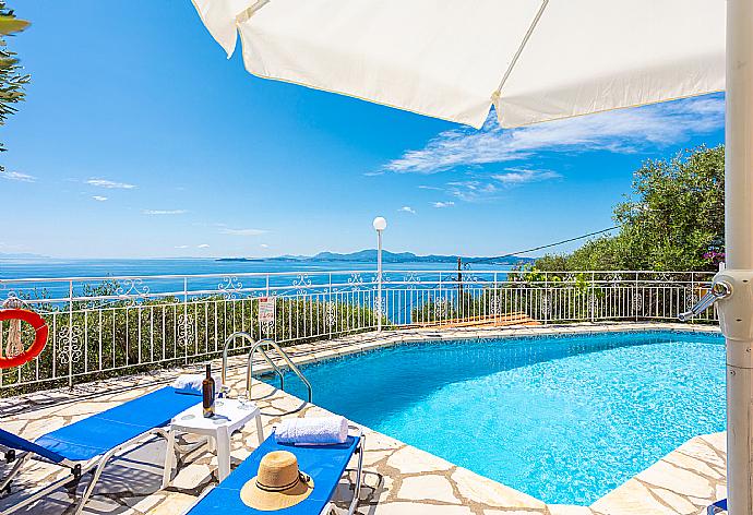 Private pool and terrace with panoramic sea views . - Villa Amalia . (Photo Gallery) }}