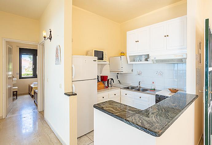 Equipped kitchen . - Villa Amalia . (Fotogalerie) }}