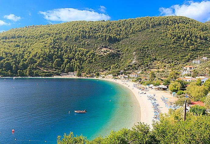 Stafilos, Skopelos . - Villa Glysteri . (Photo Gallery) }}