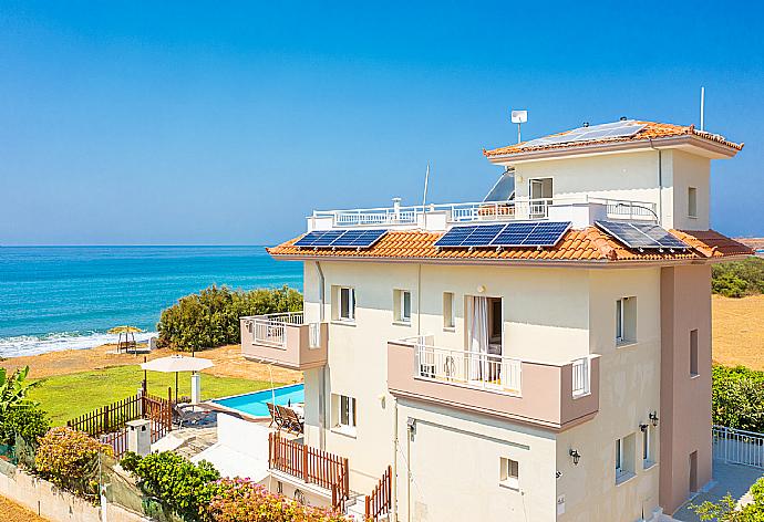 Beautiful Beachfront Villas in Cyprus
