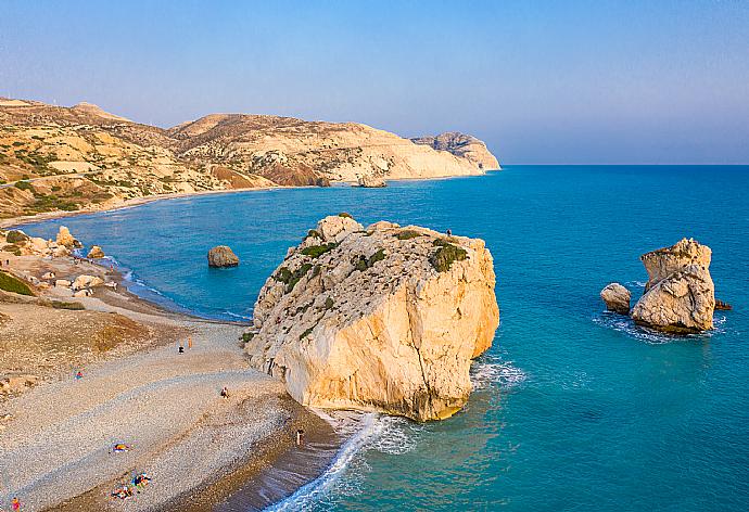 Aphrodites Rock . - Kalisto Beach Villa . (Photo Gallery) }}