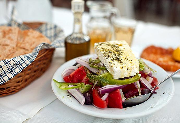 Local cuisine . - Villa Charoula Ena . (Fotogalerie) }}