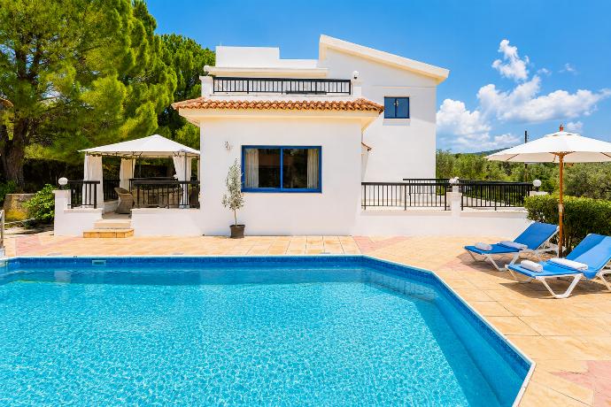 Villa Charoula Ena