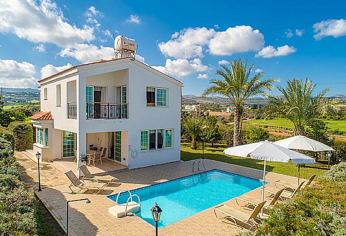 ,Beautiful villa with private pool and terrace  . - Villa Iliada . (Fotogalerie) }}